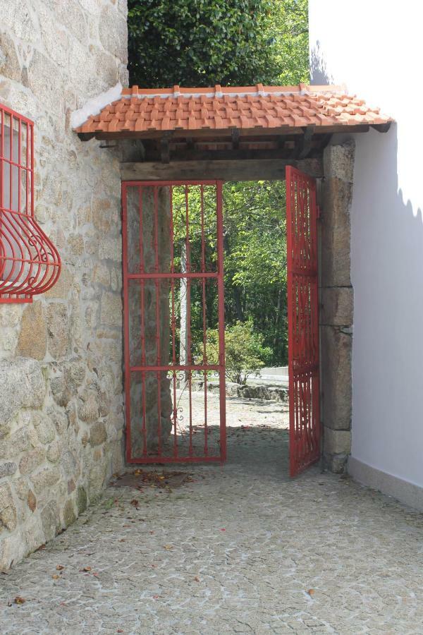 Casa Dos Namorados Vale de Cambra Exterior photo